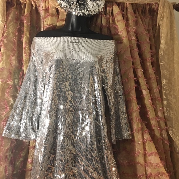 Stylish sexy sequence mini dress. - Picture 5 of 8